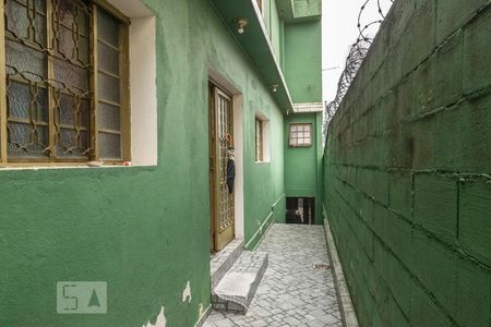 Casa à venda com 300m², 3 quartos e 3 vagasCorredor lateral externo