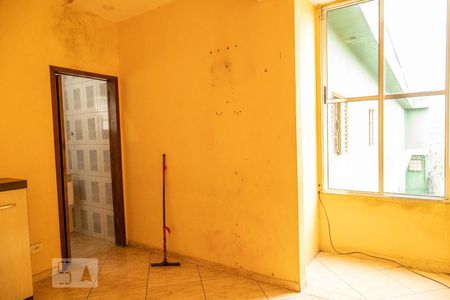 Casa à venda com 300m², 3 quartos e 3 vagasSobrado Fundos - Suíte 2
