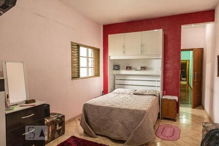 Casa à venda com 300m², 3 quartos e 3 vagasSuíte