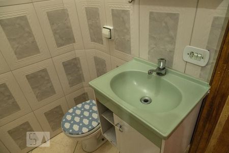 Casa à venda com 300m², 3 quartos e 3 vagasSobrado Fundos - Banheiro da Suíte 1