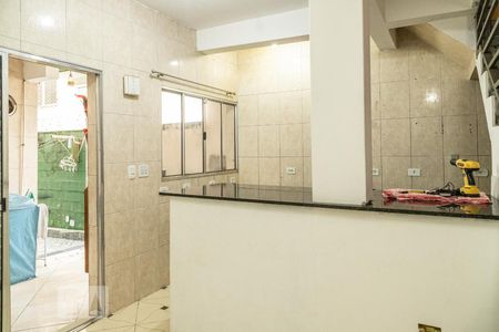 Casa à venda com 300m², 3 quartos e 3 vagasSobrado Fundos - Sala