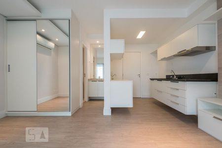 Quarto de kitnet/studio para alugar com 1 quarto, 38m² em Brooklin Paulista, São Paulo