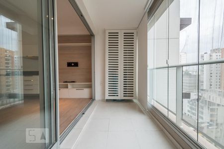 Studio à venda com 38m², 1 quarto e 1 vagaVaranda