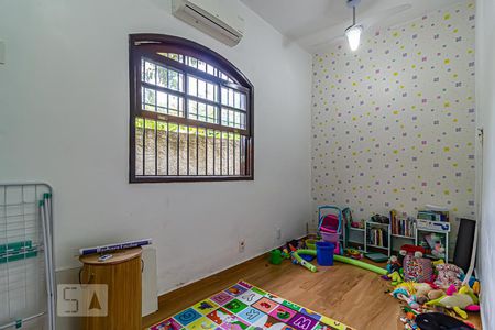 Casa à venda com 600m², 3 quartos e 4 vagasQuarto 1