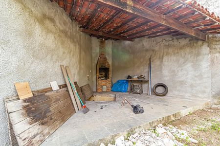 Casa à venda com 600m², 3 quartos e 4 vagasChurrasqueira