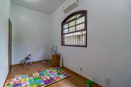 Casa à venda com 600m², 3 quartos e 4 vagasQuarto 1