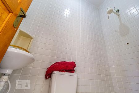 Casa à venda com 600m², 3 quartos e 4 vagasBanheiro de Serviço