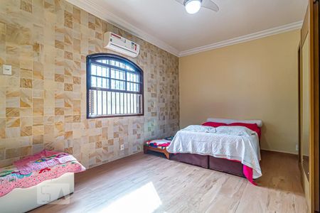 Casa à venda com 600m², 3 quartos e 4 vagasQuarto 2