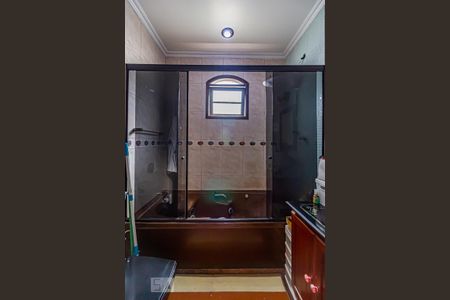 Casa à venda com 600m², 3 quartos e 4 vagasBanheiro da Suíte