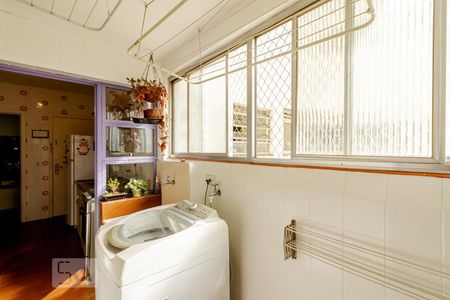 Apartamento à venda com 70m², 2 quartos e sem vagaÁrea de Serviço