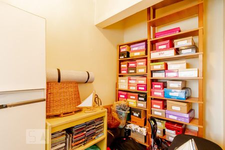 Apartamento à venda com 70m², 2 quartos e sem vagaQuarto de Serviço