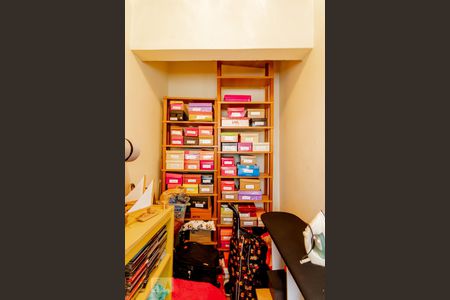 Apartamento à venda com 70m², 2 quartos e sem vagaQuarto de Serviço