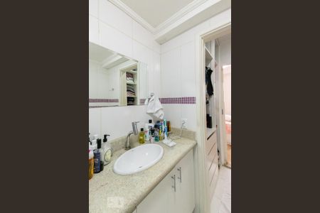 Apartamento à venda com 105m², 3 quartos e 1 vaga Apartamento à venda com 105m², 3 quartos e 1 vagaBanheiro do Quarto 1