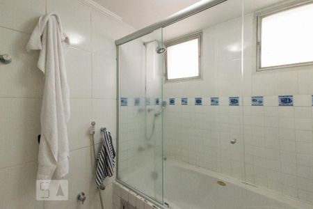 Apartamento à venda com 105m², 3 quartos e 1 vaga Apartamento à venda com 105m², 3 quartos e 1 vagaBanheiro