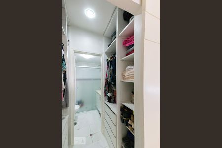 Closet de apartamento à venda com 3 quartos, 105m² em Moema, São Paulo