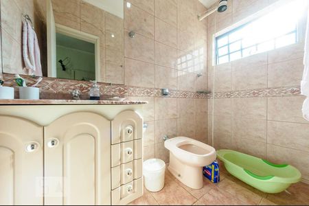 Casa à venda com 500m², 4 quartos e 4 vagasBanheiro - Suite 1