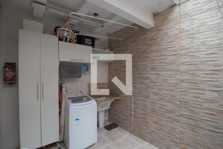 Casa de condomínio à venda com 140m², 2 quartos e 2 vagas Casa de condomínio à venda com 140m², 2 quartos e 2 vagasÁrea de Serviço