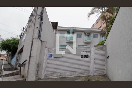 Casa de condomínio à venda com 140m², 2 quartos e 2 vagas Casa de condomínio à venda com 140m², 2 quartos e 2 vagasFachada