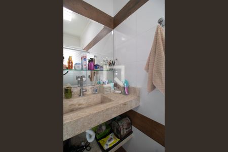 Casa de condomínio à venda com 140m², 2 quartos e 2 vagas Casa de condomínio à venda com 140m², 2 quartos e 2 vagasBanheiro da Suíte 2