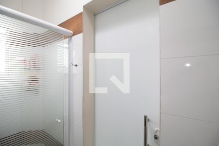 Casa de condomínio à venda com 140m², 2 quartos e 2 vagas Casa de condomínio à venda com 140m², 2 quartos e 2 vagasBanheiro da Suíte 2