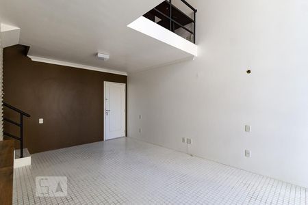 Apartamento para alugar com 76m², 1 quarto e 2 vagasSala