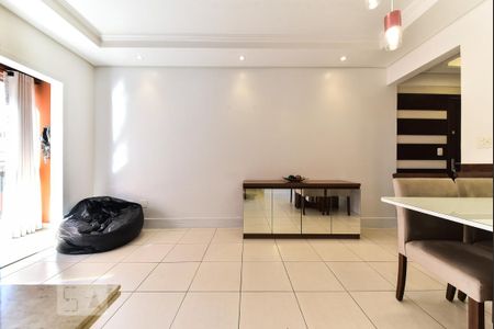 Apartamento à venda com 69m², 3 quartos e 1 vagaSala