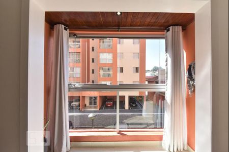 Apartamento à venda com 69m², 3 quartos e 1 vagaSacada - Vista