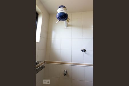 Casa à venda com 300m², 4 quartos e 2 vagas Casa à venda com 300m², 4 quartos e 2 vagasDetalhe banheiro