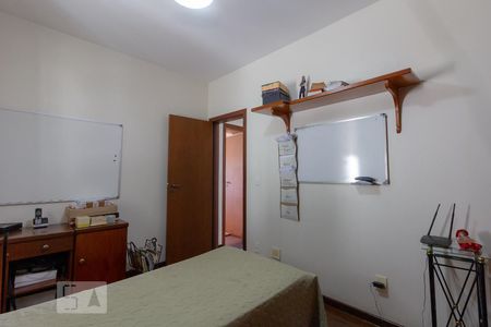 Casa à venda com 300m², 4 quartos e 2 vagas Casa à venda com 300m², 4 quartos e 2 vagasQuarto 1