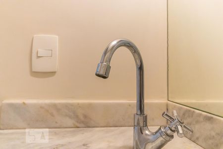 Lavabo de apartamento para alugar com 3 quartos, 104m² em Jardim Chapadão, Campinas