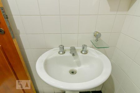 Apartamento à venda com 500m², 5 quartos e 5 vagasBanheiro de Serviço