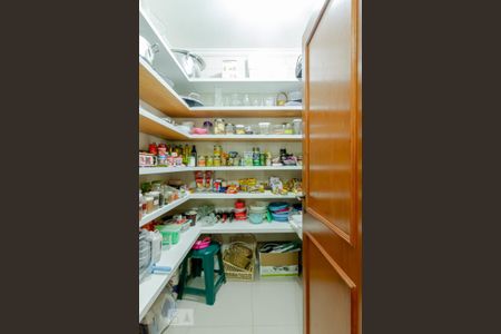 Apartamento à venda com 500m², 5 quartos e 5 vagasDespensa