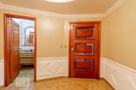 Hall de Entrada de apartamento à venda com 5 quartos, 500m² em Bosque da Saúde, São Paulo