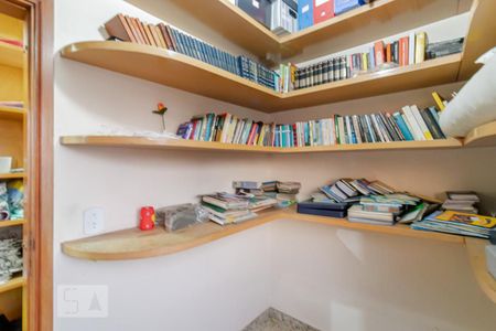 Apartamento à venda com 500m², 5 quartos e 5 vagasQuarto de Serviço 2