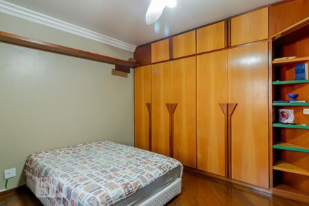Apartamento à venda com 500m², 5 quartos e 5 vagasQuarto