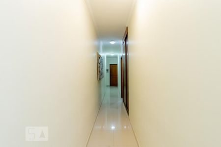 Apartamento à venda com 500m², 5 quartos e 5 vagasCorredor dos Quartos de Serviço