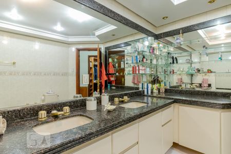 Apartamento à venda com 500m², 5 quartos e 5 vagasBanheiro da Suite 3