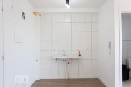Cozinha/Sala de Apartamento com 1 quarto, 27m² Jardim Éster Yolanda