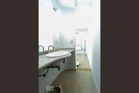 Lavabo de casa à venda com 3 quartos, 260m² em Dos Casa, São Bernardo do Campo
