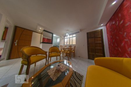 Sala de apartamento para alugar com 2 quartos, 47m² em Uberaba, Curitiba