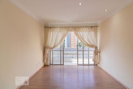 Sala de apartamento para alugar com 3 quartos, 119m² em Indianópolis, São Paulo