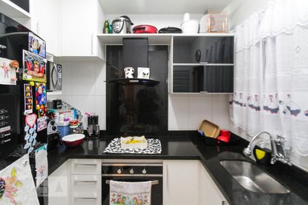 Casa de condomínio para alugar com 95m², 2 quartos e 1 vagacozinha