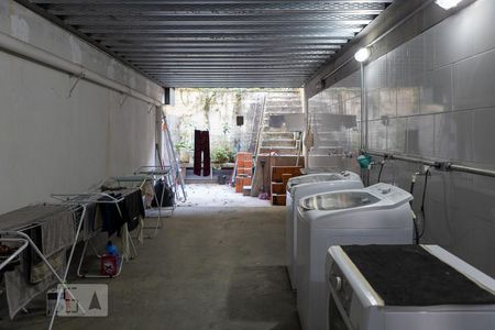 Studio à venda com 29m², 1 quarto e sem vaga Studio à venda com 29m², 1 quarto e sem vagaLavanderia