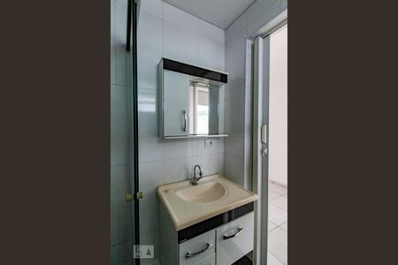 Banheiro de apartamento à venda com 1 quarto, 25m² em Centro, Guarulhos