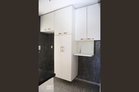 Apartamento à venda com 68m², 3 quartos e 2 vagasCozinha