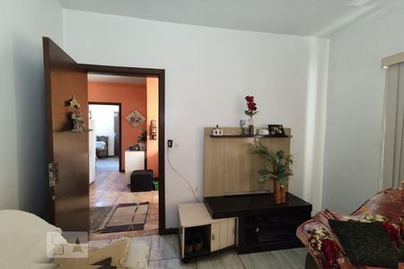 Casa à venda com 450m², 5 quartos e 2 vagas Casa à venda com 450m², 5 quartos e 2 vagasSala 2