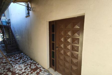 Casa à venda com 450m², 5 quartos e 2 vagas Casa à venda com 450m², 5 quartos e 2 vagasHall