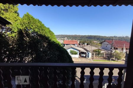 Casa à venda com 450m², 5 quartos e 2 vagas Casa à venda com 450m², 5 quartos e 2 vagasSacada Quarto 1