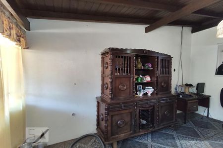 Casa à venda com 450m², 5 quartos e 2 vagas Casa à venda com 450m², 5 quartos e 2 vagasSala 4