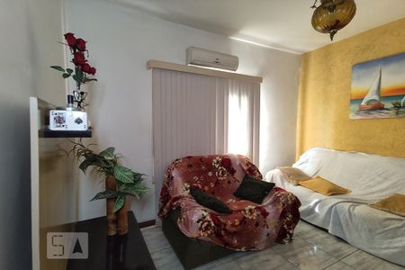 Casa à venda com 450m², 5 quartos e 2 vagas Casa à venda com 450m², 5 quartos e 2 vagasSala 2